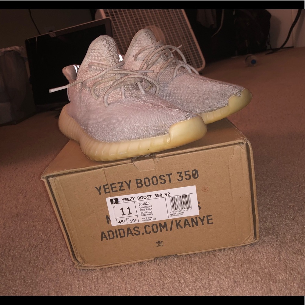 Yeezy v2 350 cream